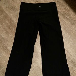 Lululemon crop pants REVERSIBLE to straight black